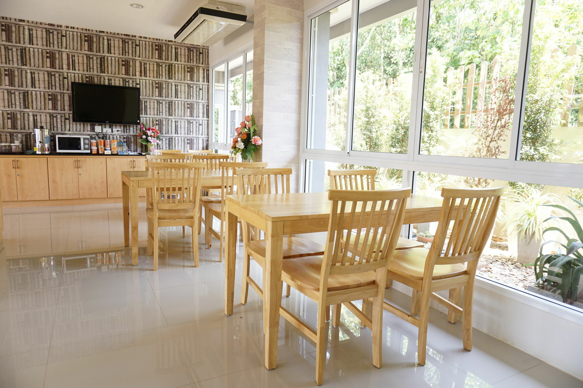 Chompu Nakarin Apartment Trang Exterior foto